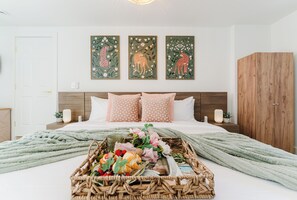 3 bedrooms, iron/ironing board, free WiFi, bed sheets - Resort-Style Oasis | Heat Pool | Tiki I Near Beach (Pompano Beach)