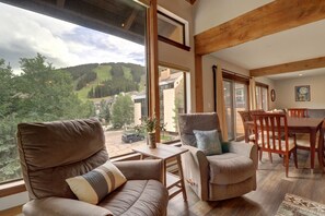 Fireplace - Open Space Mountain Condo 1 Minute to Lift, Hot Tub, Bunk RoomAN303 (Copper Mountain)