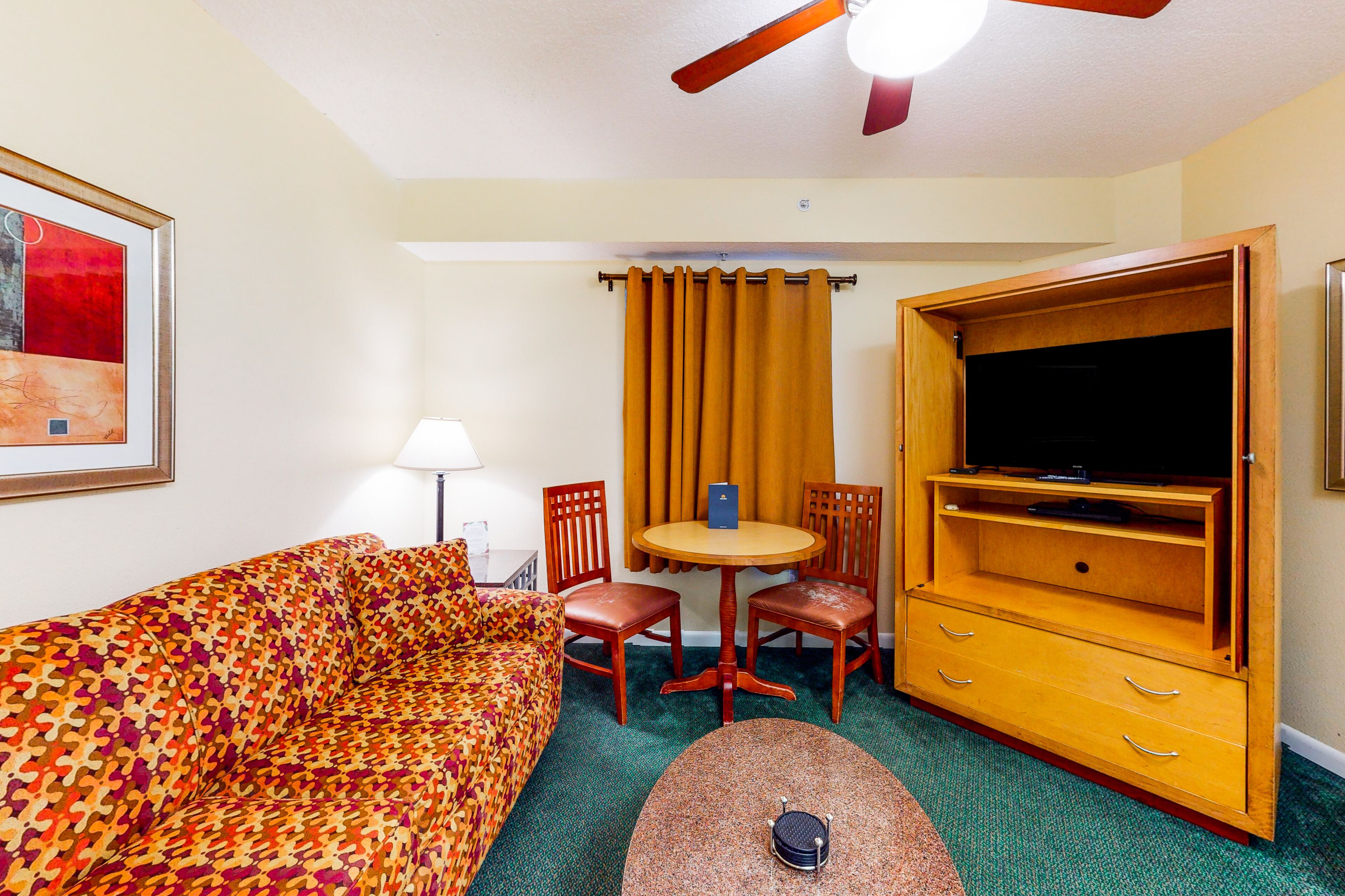 Laid-back beach condo with central AC, pools, gym, & putting green