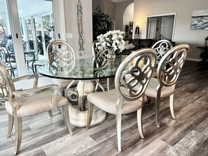 Dining - Waterfront/Kayak with Manatees/Heated Pool/Bikes/Firepit/Fish/close to Beaches (Bradenton)