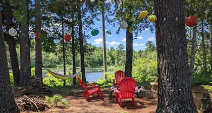 ISLAND VACATION, Canoe 5 minutes to Island and relax