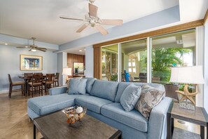 Smart TV - Palms at Wailea 705 - Luxury Renovation, Prime Location, Close to Shops, Full AC (Kihei)