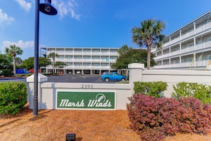 Exterior - Marshwinds 2O! River View Condo with Community Pool - Elevator Access (Folly Beach)