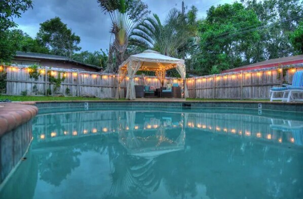 Outdoor pool, a heated pool