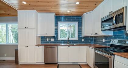 Beautiful on the Water Year Round Cottage Awaits
