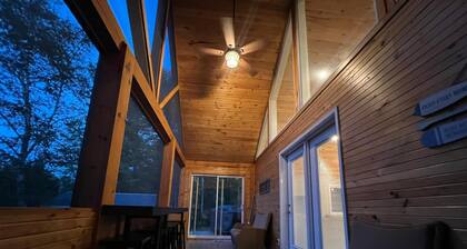 Beautiful on the Water Year Round Cottage Awaits