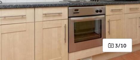 Leilighet, 1 queensize-seng | Eget kjøkken | Kjøleskap, mikrobølgeovn, ovn og kokeplater