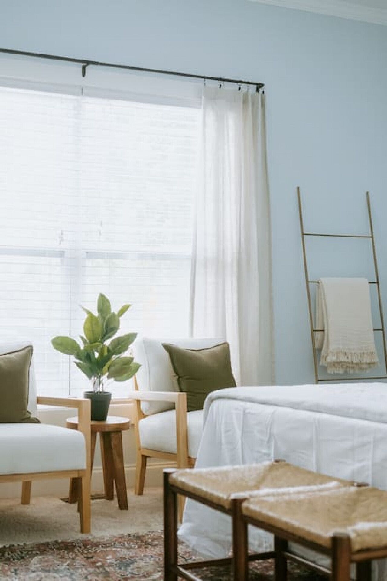 3 Schlafzimmer, Schreibtisch, Bügeleisen/Bügelbrett, Reisekinderbett