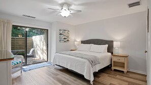 2 bedrooms, iron/ironing board, free WiFi, bed sheets - CostaLuna-Beachwalk 2BR/2BA/Loft - Cart to Beach! (Miramar Beach)