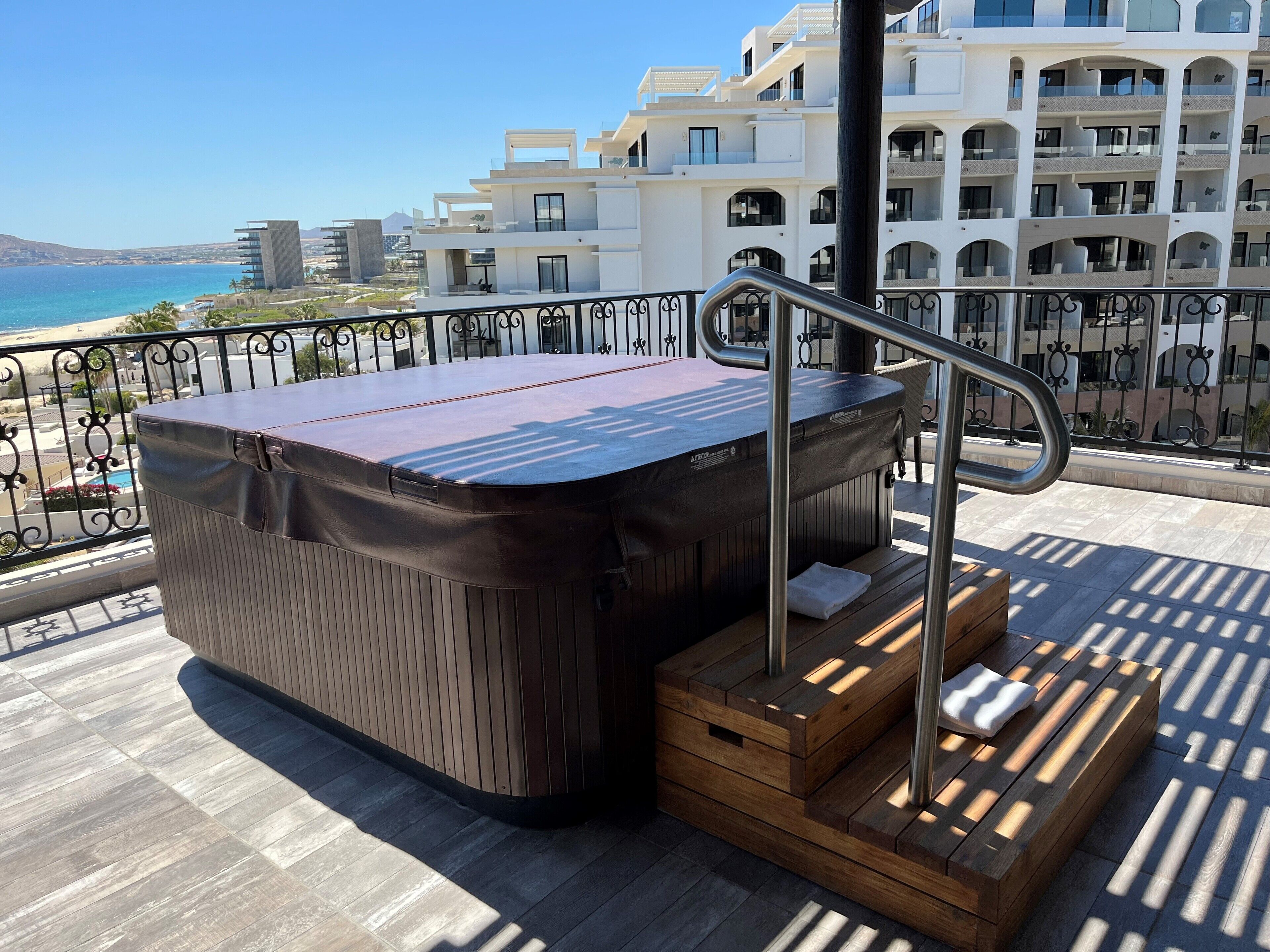 Bain à remous extérieur