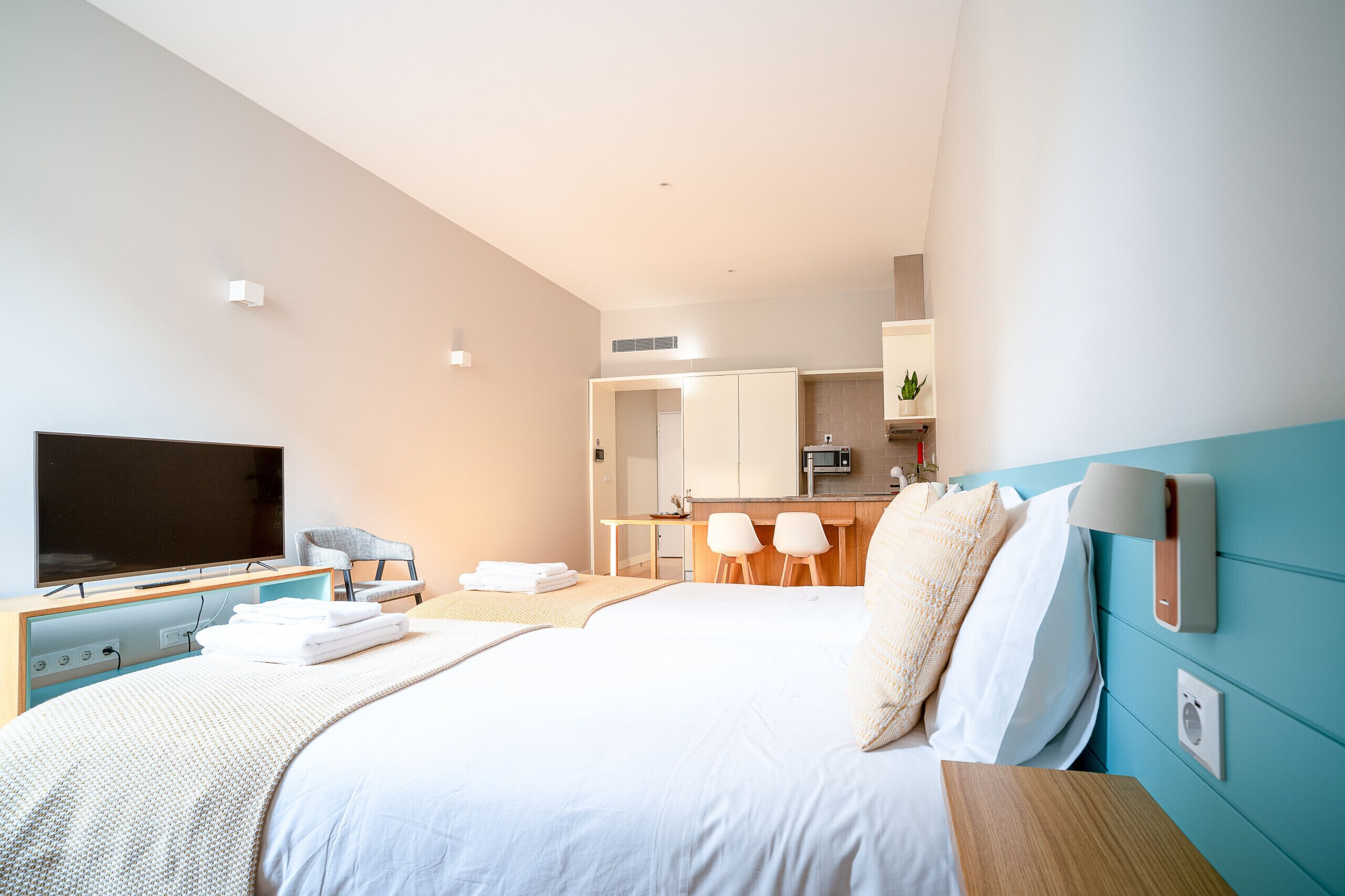 In-room safe, iron/ironing board, free WiFi, bed sheets