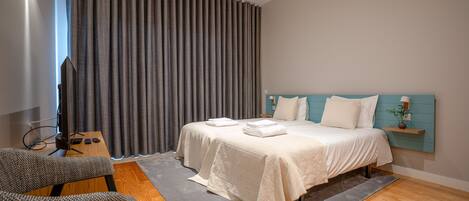 In-room safe, iron/ironing board, free WiFi, bed sheets