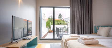 In-room safe, iron/ironing board, free WiFi, bed sheets