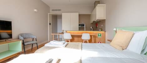 In-room safe, iron/ironing board, free WiFi, bed sheets