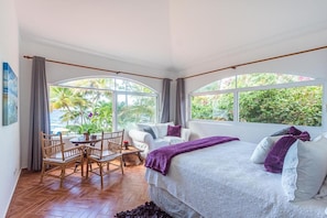 12 bedrooms, free WiFi, bed sheets, wheelchair access