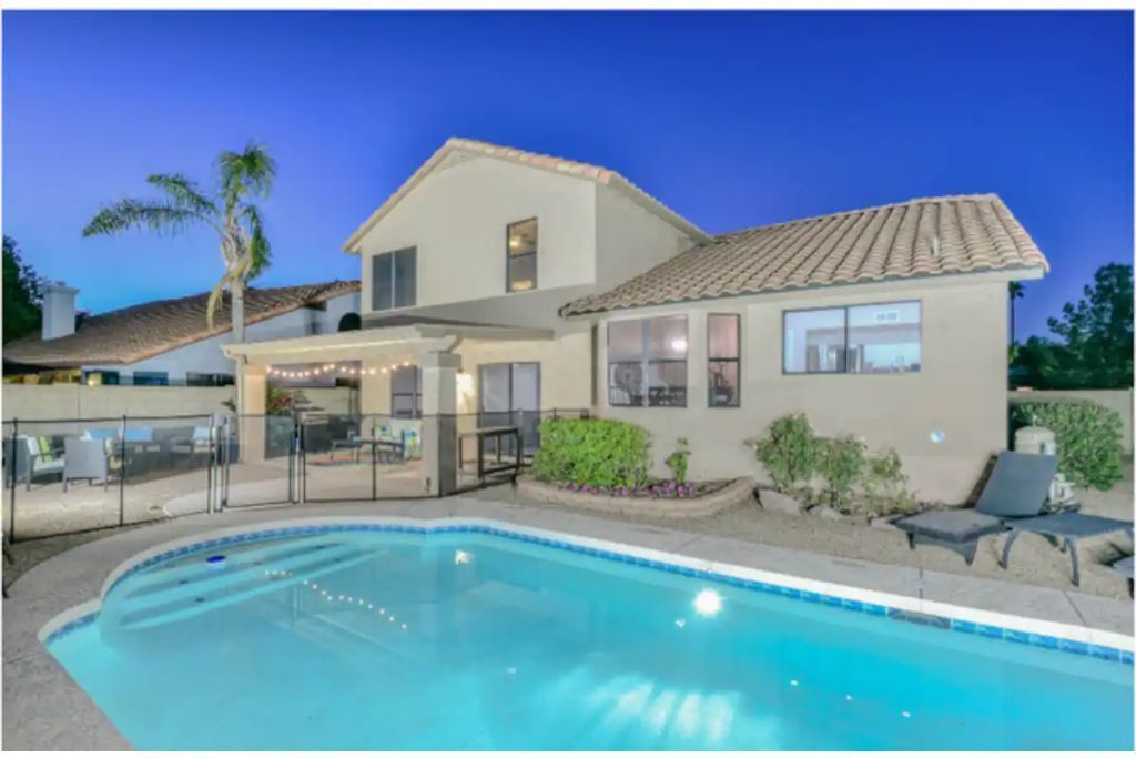 Arrow Head Ranch w POOL. Four Bedrooms, Three Full Baths. Near all sports! 