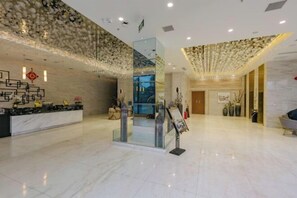 Interior - Binjiang Celebrity Holiday Hotel (Nanbu County)