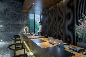 Unclassified image, 2 of 79, button - Sunshine Peninsula Jinsha Hotel (Zhangjiagang)