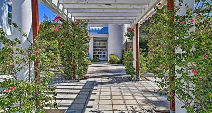 Nice poolside villa in Cathedral City