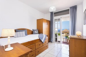 3 chambres, bureau, fer et planche à repasser, Wi-Fi