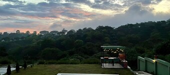 10 min from Poas Volcano!