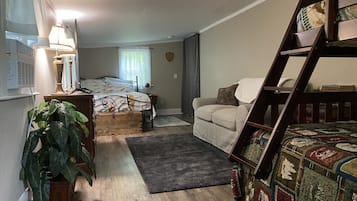 1 bedroom, WiFi, bed sheets