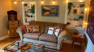 Smart TV, DVD player, music library, video library