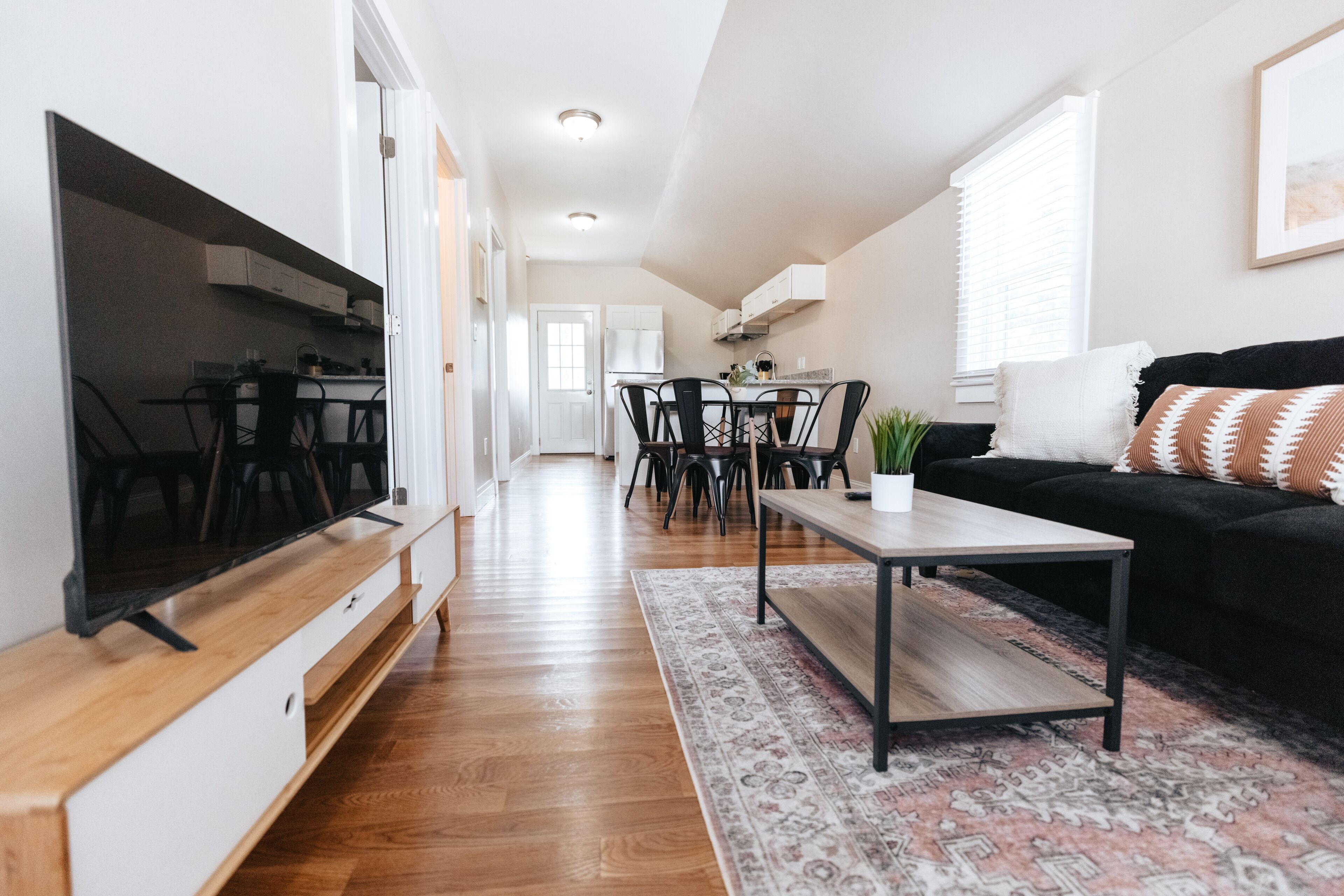 Homey 3BR/1BA Near the Beach