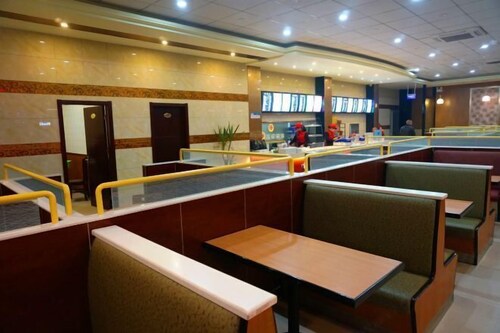 Super 8 Hotel (Shucheng Chunqiu South Road Cimugong)