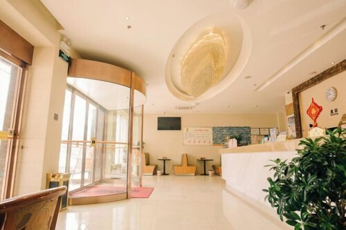 Super 8 Hotel (Shucheng Chunqiu South Road Cimugong)