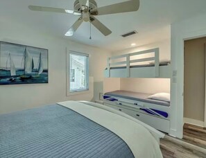 4 Schlafzimmer, Bügeleisen/Bügelbrett, kostenloses WLAN, Bettwäsche
