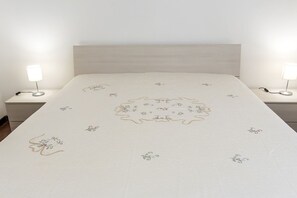 2 slaapkamers, wifi, beddengoed