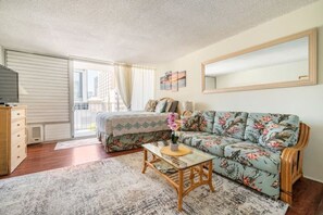2 bedrooms, iron/ironing board, travel cot, free WiFi