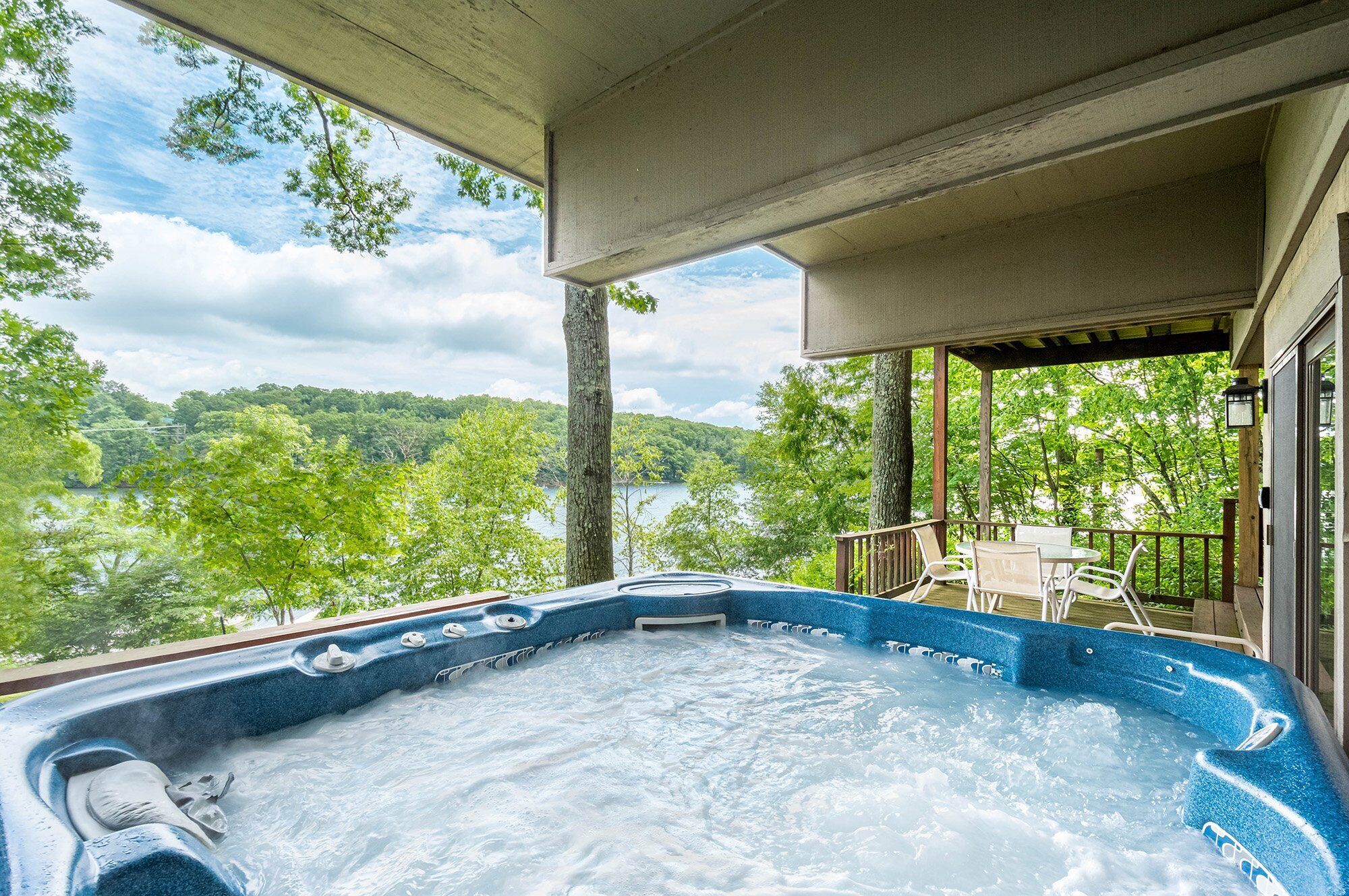 House (3 Bedrooms) | Property amenity