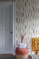 PRINCESS RED WING | Ropa de cama de alta calidad, colchones viscoelásticos, minibar