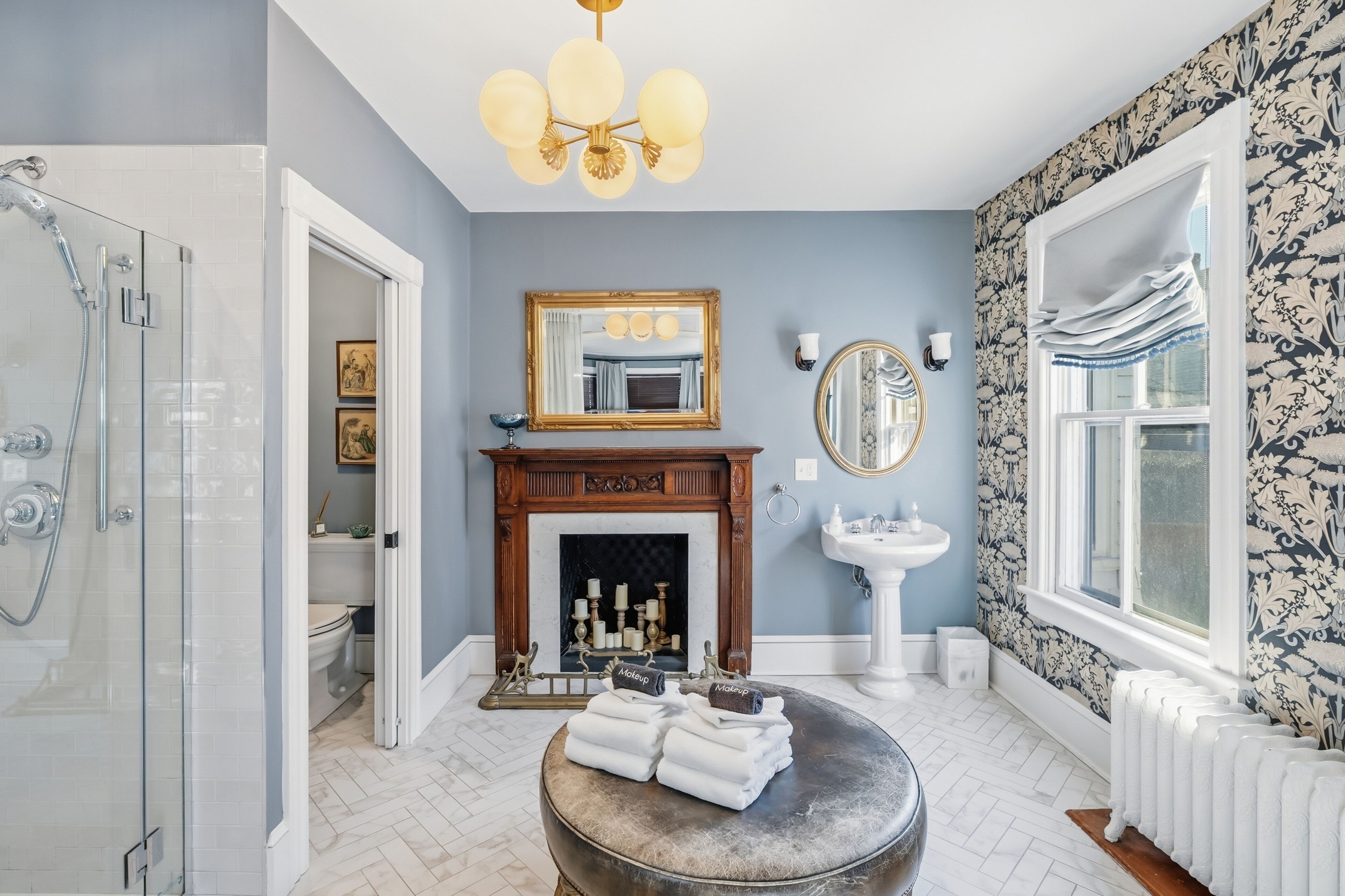 JANE PICKENS | Bathroom