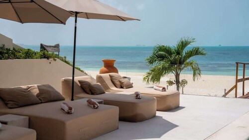 AB del Mar | 7BR | Luxury Beachfront Villa