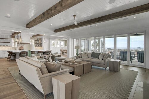 3108 Palm by AvantStay | Oceanfront, Private Pool, Incredible Views