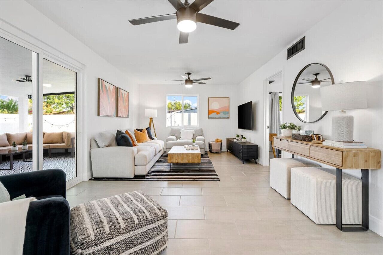 Smart-TV og stereoanlegg