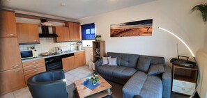 Télévision, chaîne hi-fi