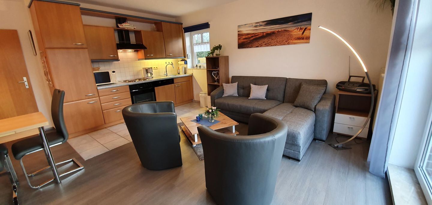 Fernseher, Stereoanlage