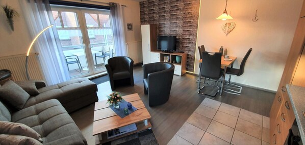 Unclassified image, 1 of 16, button