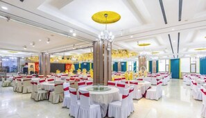 Banquet hall - Tianyuan Hotel (Yongdeng)