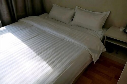 Wanluoyuan Theme Hotel