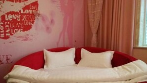 Room - Wanluoyuan Theme Hotel (Antu)