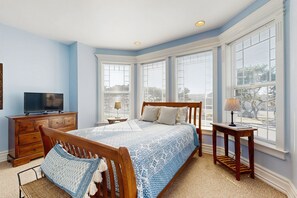 12 bedrooms, Internet, bed sheets