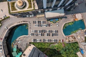 Free self-parking - Wanmin International Hotel (Longlin)