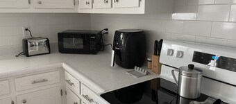 611-  Entire Apartment Minutes from Hospital! 