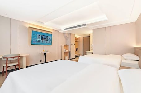 Room. Guanbeiding Hotel
