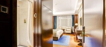 Xi Le Hui Hotel